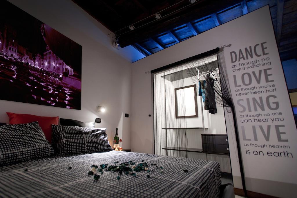 Chroma Italy - Chroma Apt Campo De' Fiori Quarto foto